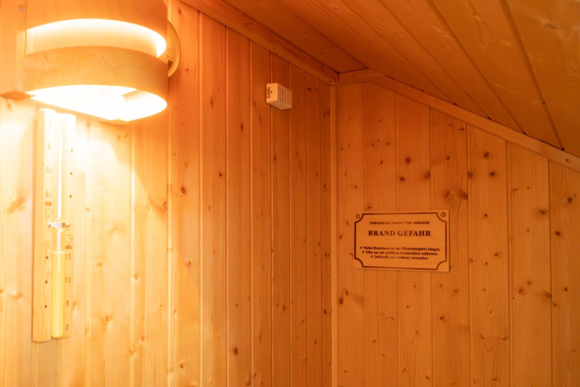 Meerzeit - Sauna Und Kamin - Moderne * Kellenhusen
